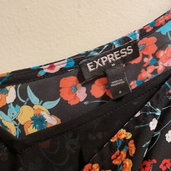 Express romper - Picture 2 of 3